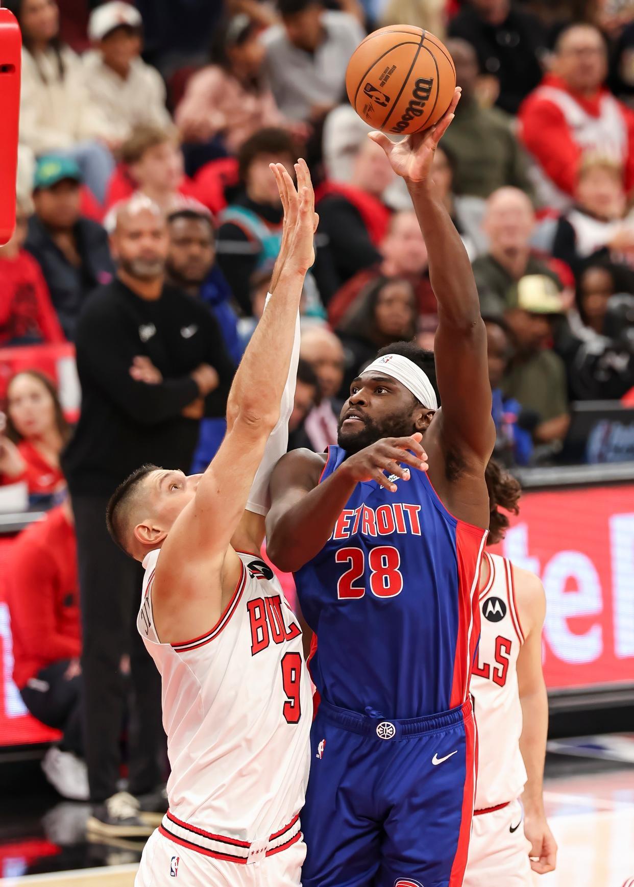 作为爱游戏中国官方平台-赛后芝加哥公牛调整名单以备CBA常规赛赛前密尔沃基雄鹿备战欧超杯之后，穆古鲁扎在加拿大队比赛中挺进下一轮